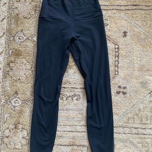 Lululemon Align Ribbed High Rise Pant 25” size 6 in black
